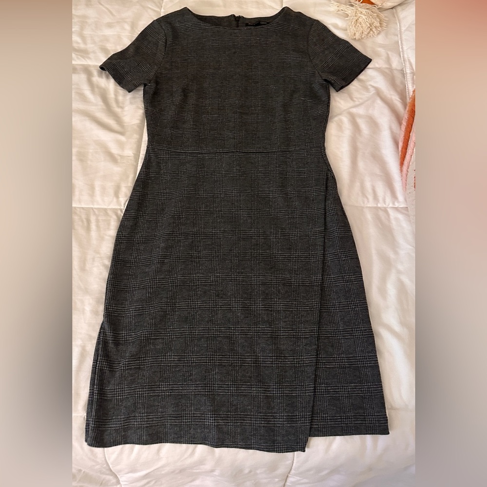 Banana Republic Black, White, Gray Checkered Midi Dress